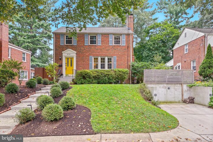 Property Photo: 416 Deerfield Avenue MD 20910