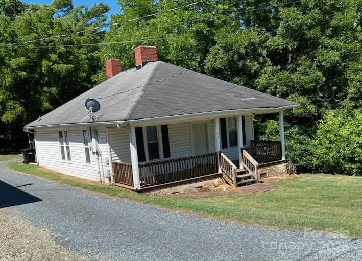 Property Photo: 52 Willow Street 14 NC 28009