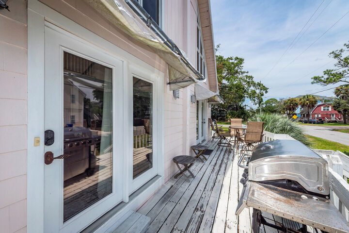 Property Photo:  212 W Indian Avenue  SC 29439 