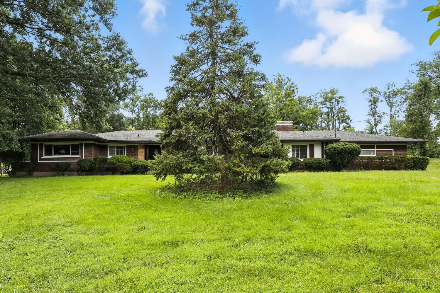 Property Photo:  3245 Longmeadow Lane  OH 45236 