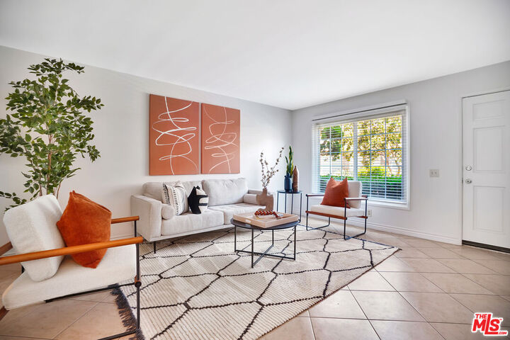 Property Photo:  10065 De Soto Ave  CA 91311 