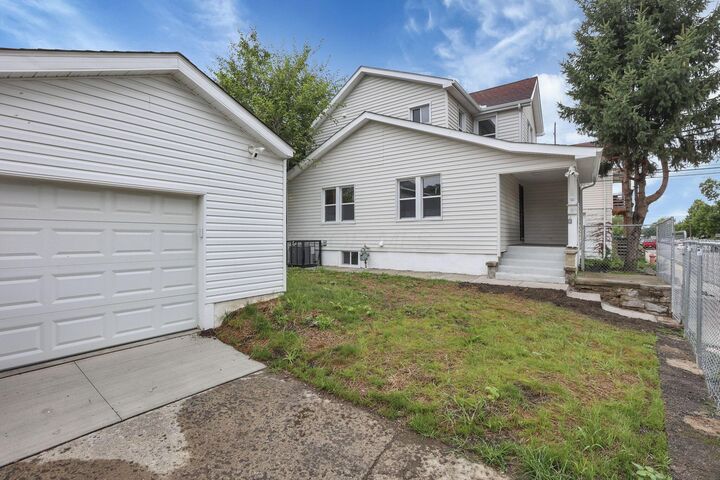 Property Photo:  351 Dakota Avenue  OH 43223 