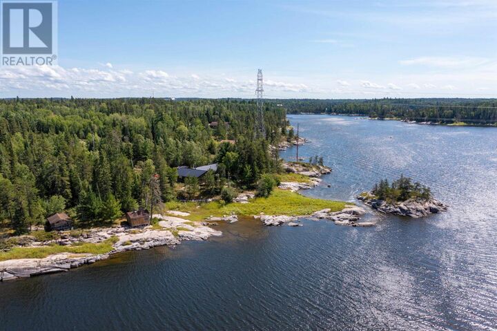 Property Photo:  33 Lori-Lee Bay  ON P9N 0C5 