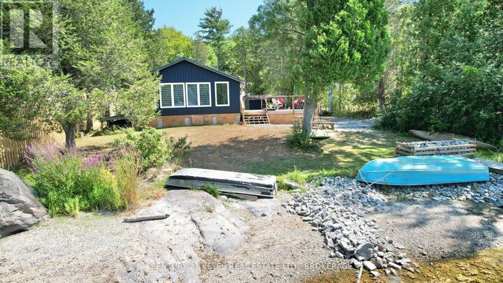 Property Photo:  910 Hummingbird Lane  ON K0E 1L0 