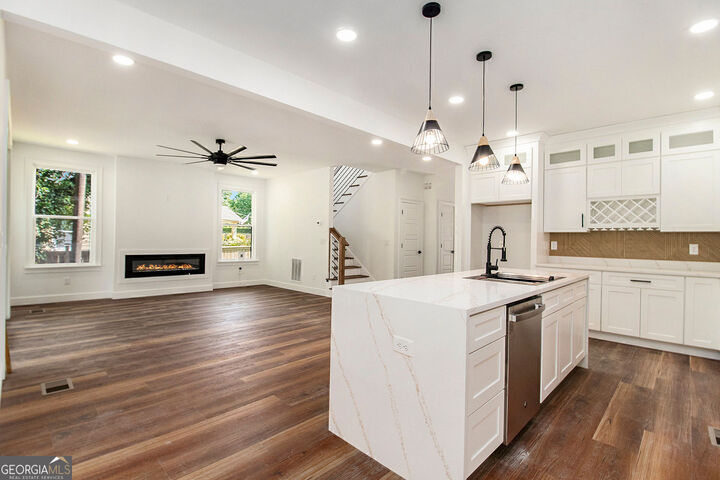 Property Photo: 2608 Argo Drive SE GA 30080