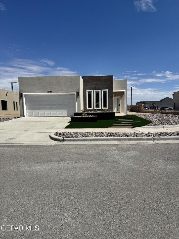 15165 Destination Avenue  El Paso TX 79938 photo