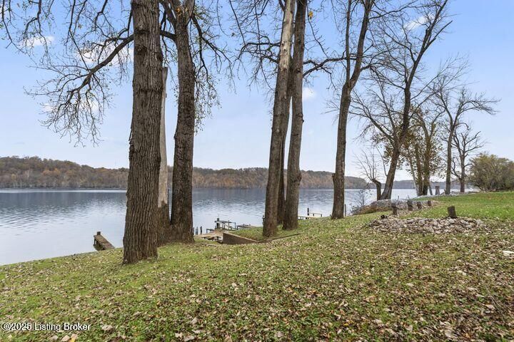 Property Photo: 1300 Riverside Dr KY 40059