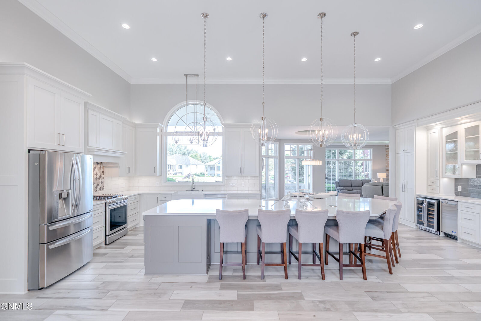 Property Photo: 1506 Galleon Place ND 58504