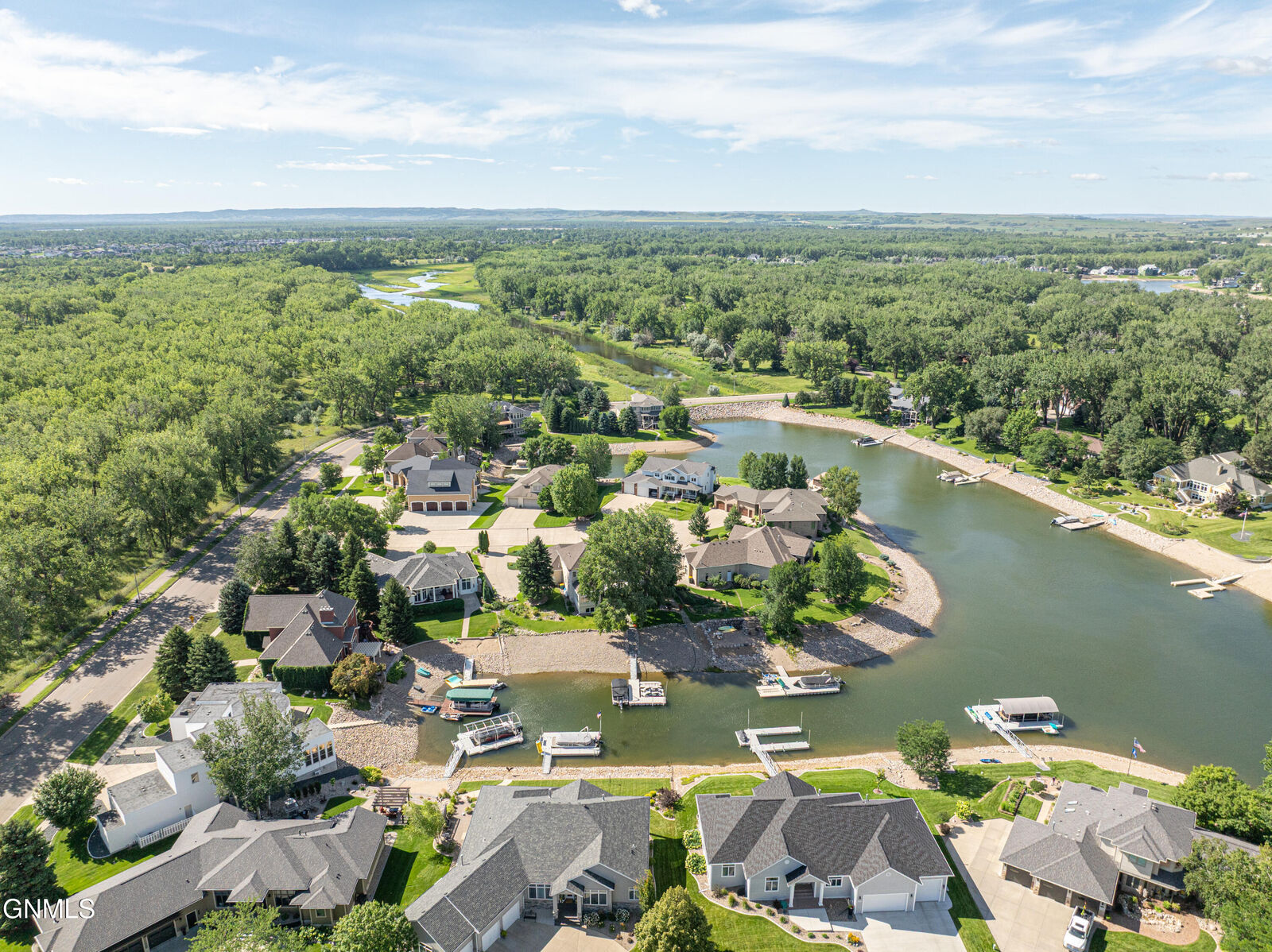 Property Photo:  1506 Galleon Place  ND 58504 