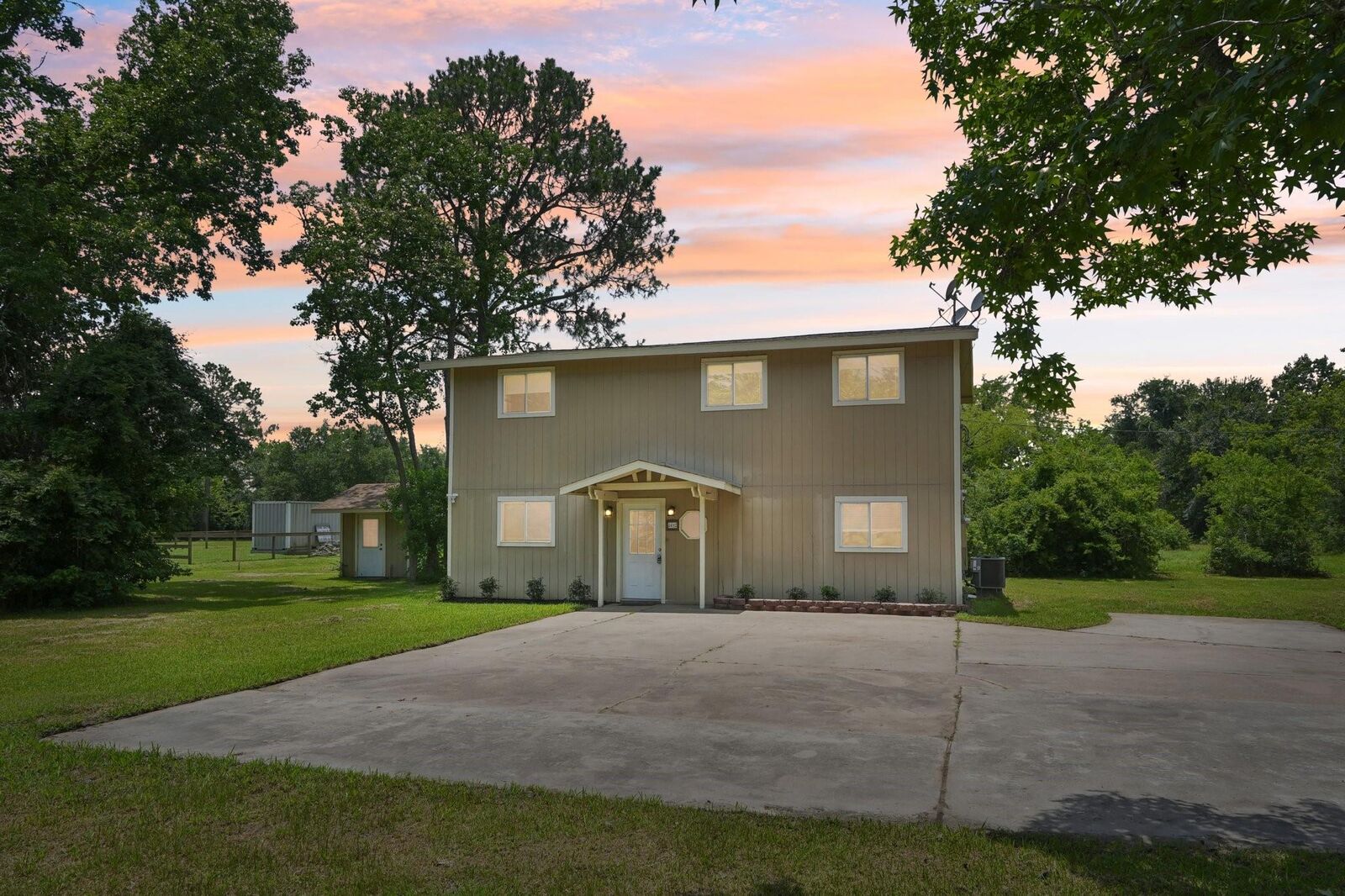 Property Photo: 8412 Avenue L 1 TX 77510
