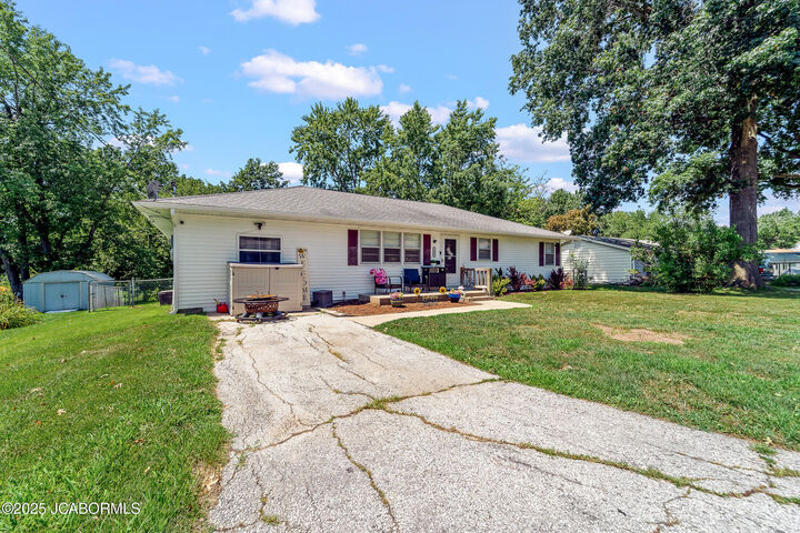 Property Photo:  1009 Mohawk Drive  MO 65251 