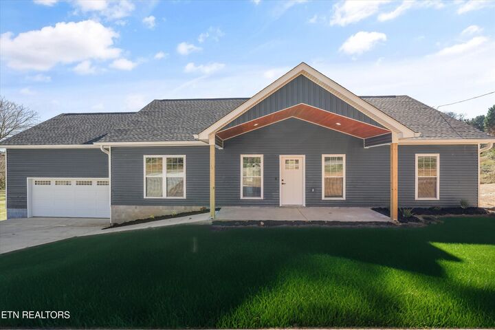 4066 Sevierville Rd  Maryville TN 37804 photo