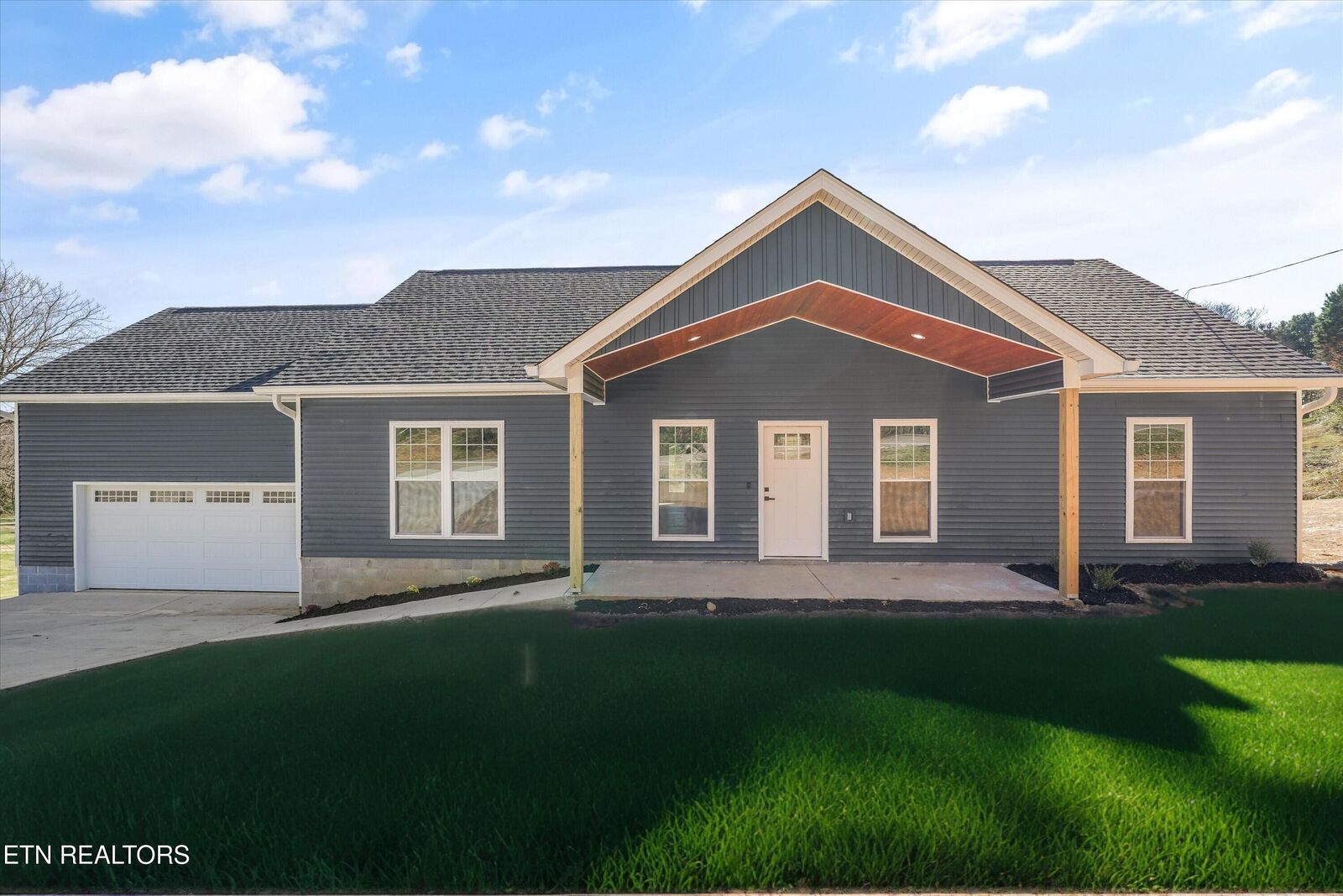 Property Photo: 4066 Sevierville Rd TN 37804