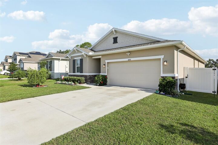 Property Photo: 10358 Church Hammock Road FL 34788