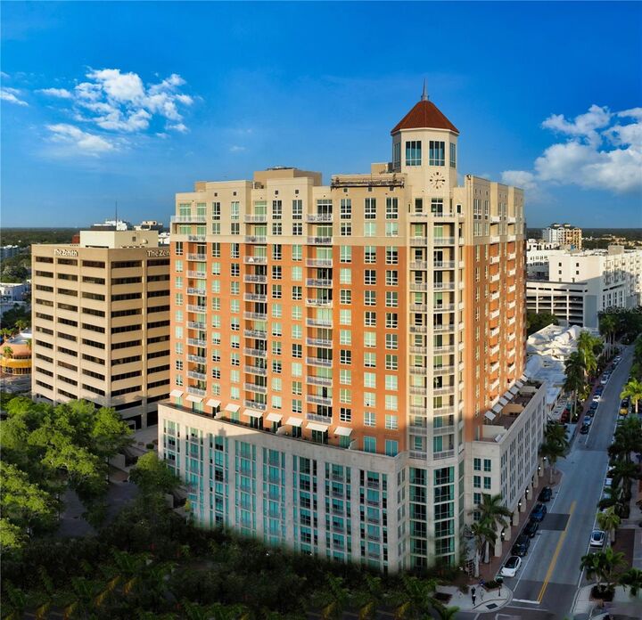 Property Photo:  1350 Main Street 712  FL 34236 