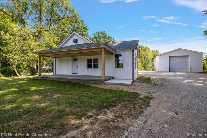 5771 Gratiot Avenue  Saint Clair MI 48079 1911 photo
