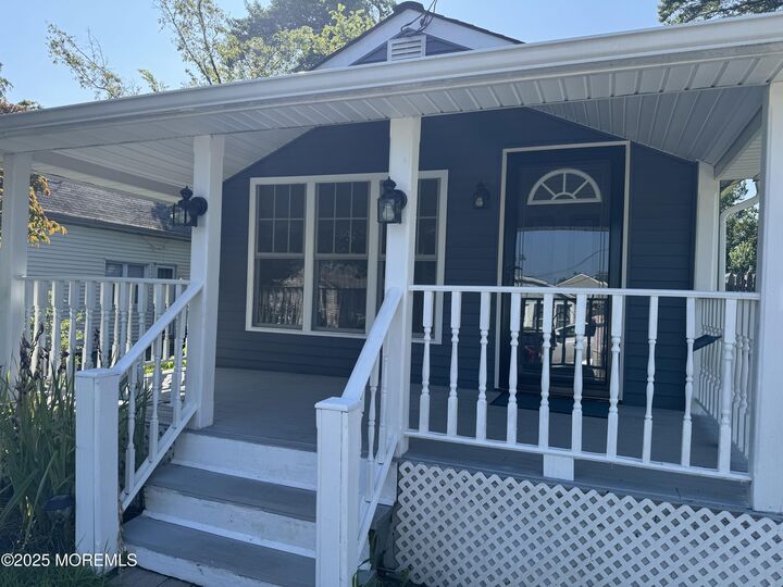 Property Photo:  184 Hilltop Boulevard  NJ 07735 