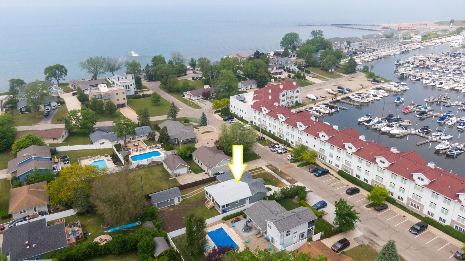 Property Photo:  340 N Berrien Street  MI 49117 