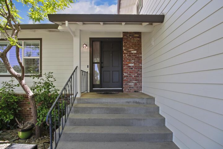 Property Photo: 2703 King Richard Drive CA 95762