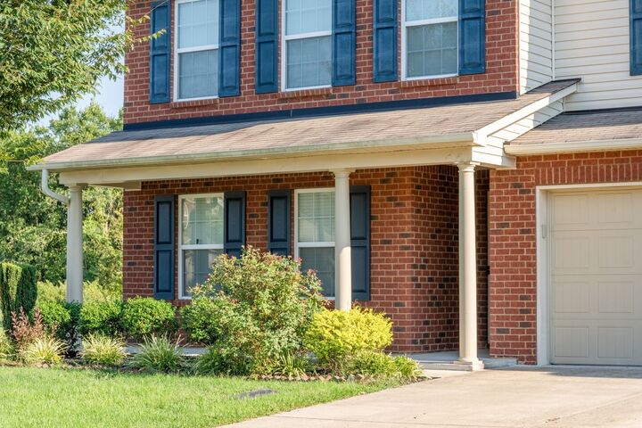 Property Photo: 1001 Benwick Rd TN 37075