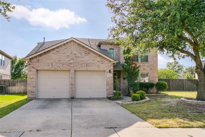 Property Photo: 4208 Little Bend Court TX 76244