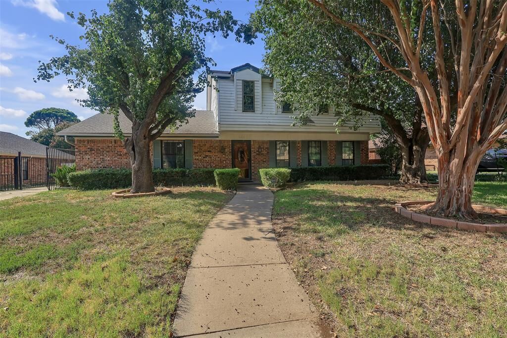 Property Photo:  1313 Limetree Lane  TX 75061 