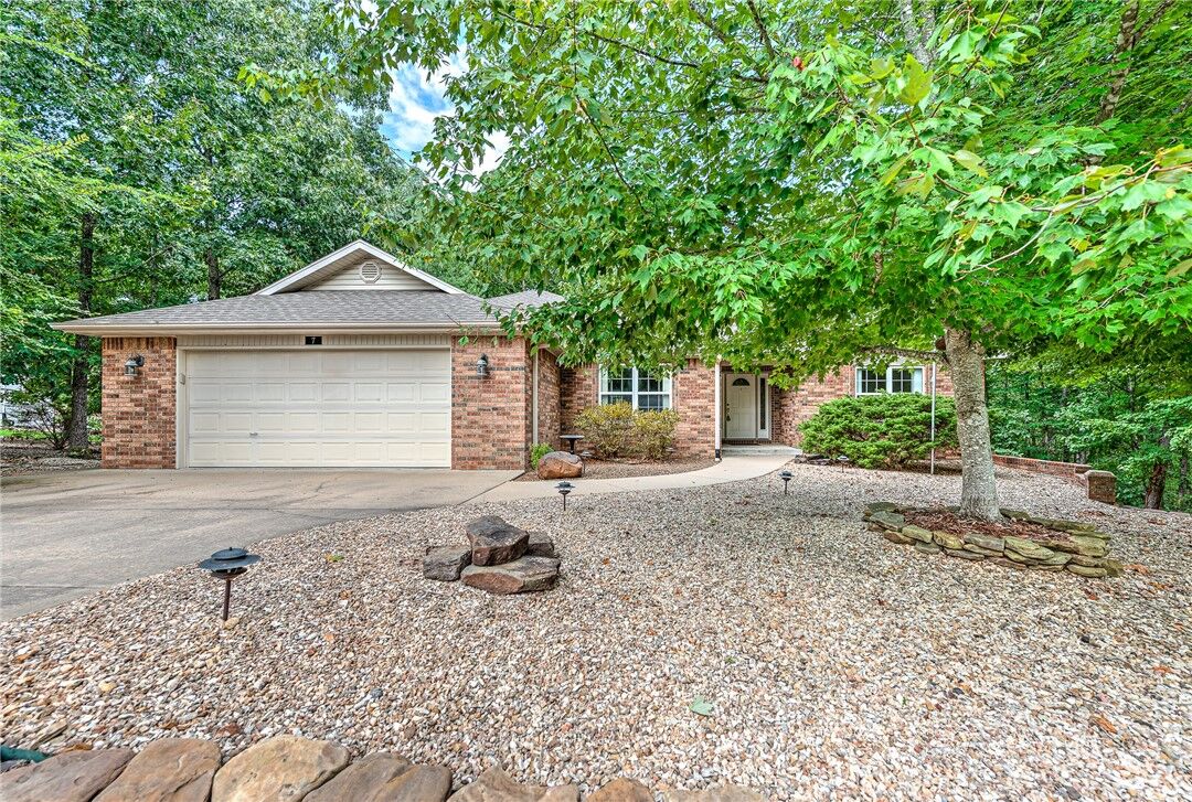Property Photo:  7 Youngblood Lane  AR 72715 