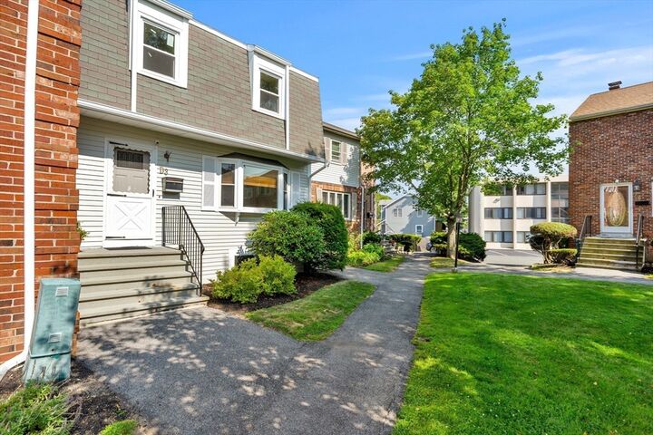 Property Photo:  6 Loring Hills Ave D3  MA 01970 