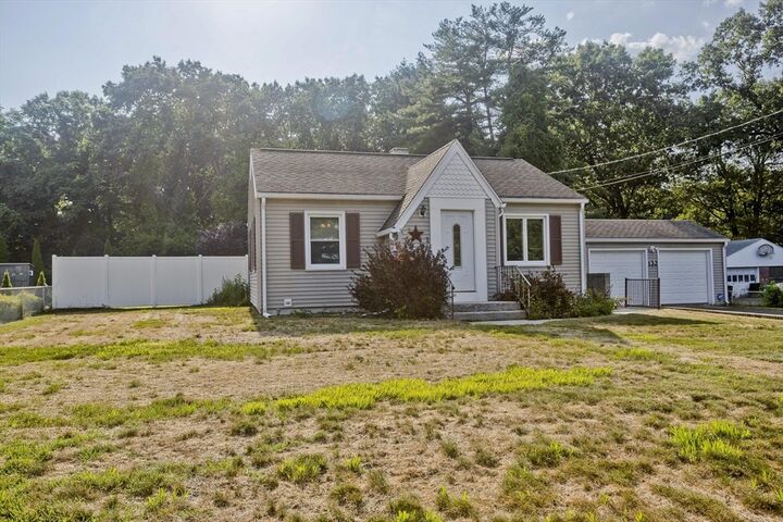 Property Photo: 132 Old Lyman Rd MA 01020
