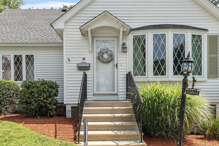Property Photo: 10 Edwidge Street MA 01602