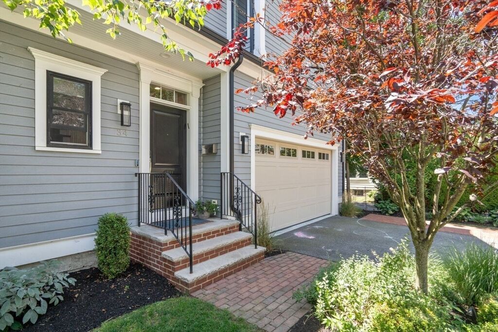 Property Photo:  32-34 Winchester Rd 34  MA 02458 