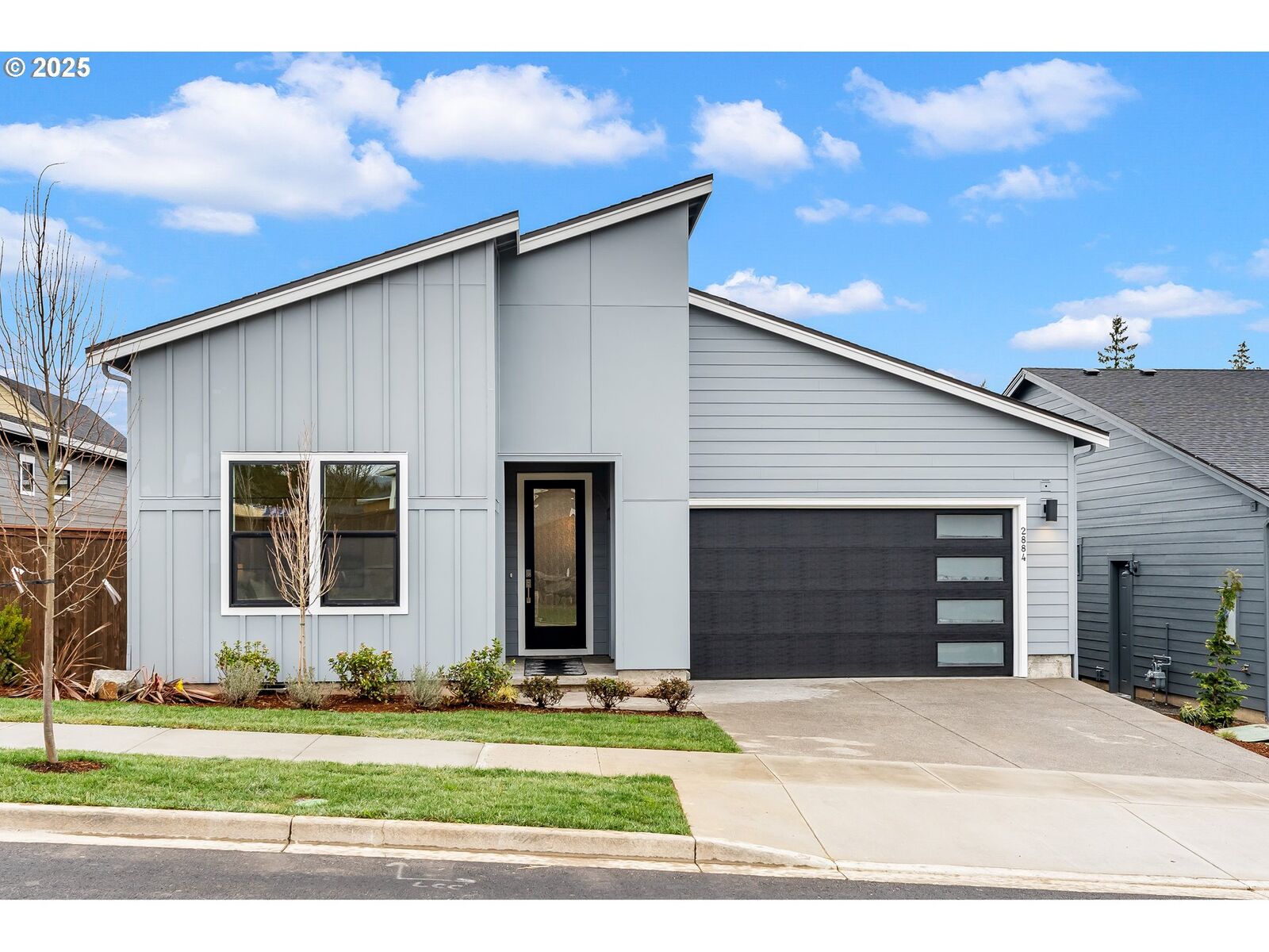Property Photo: 2884 N 49th Ave WA 98607