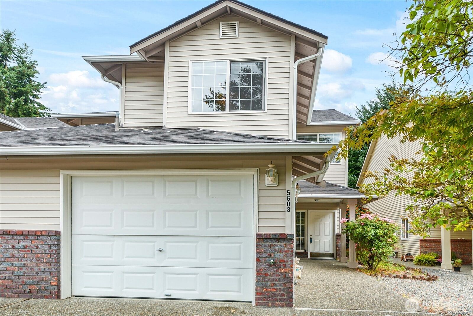 Property Photo:  5603  136th Street SE  WA 98208 