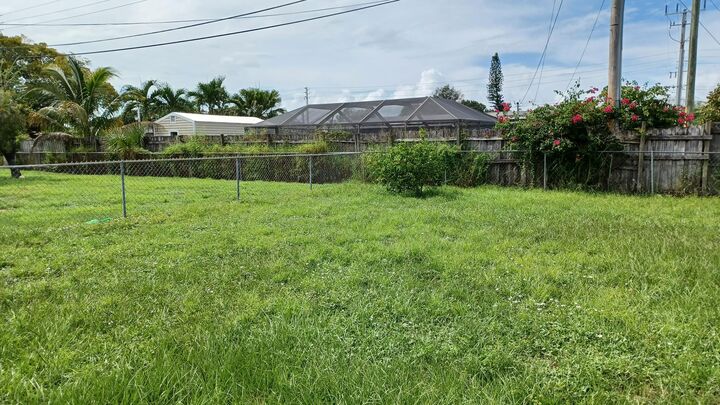 Property Photo: 161 SE Celestia Court FL 34983