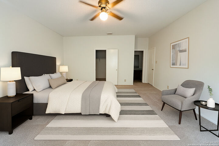 Property Photo: 14218 Fairwayhill TX 78217
