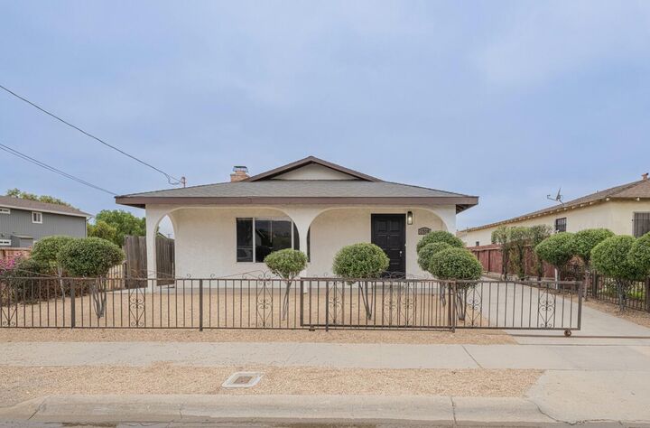 1708 Vosti Avenue  Soledad CA 93960 photo