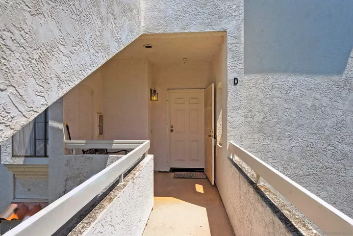 Property Photo: 16430 Avenida Venusto D CA 92128