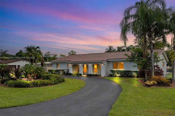 Property Photo:  17222 SW 88th Ave  FL 33157 