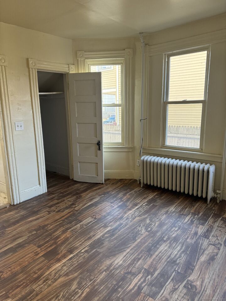 Property Photo: 183 Brook Street CT 06120