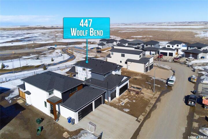 447 Woolf Bend  Saskatoon SK S7W 1E6 photo