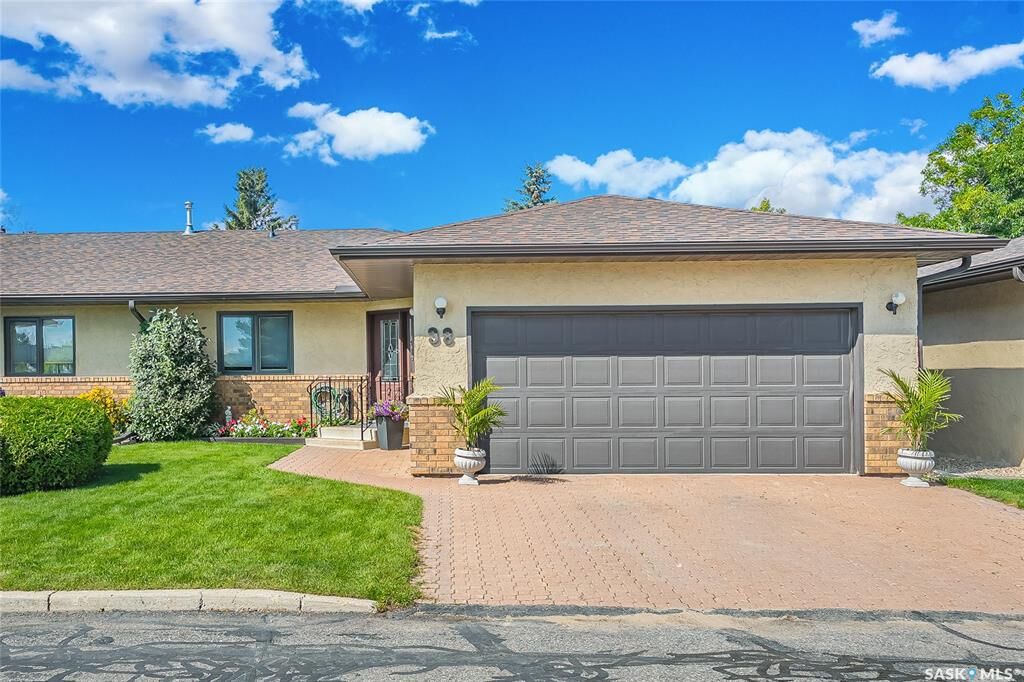 Property Photo:  3415 Calder Crescent 38  SK S7J 5A2 