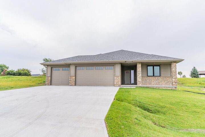 21777 Elderberry Road  Glenwood IA 51534 photo
