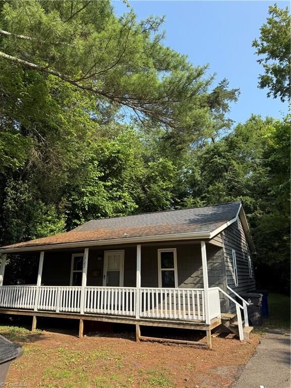 Property Photo:  908 Roosevelt Street  NC 27105 