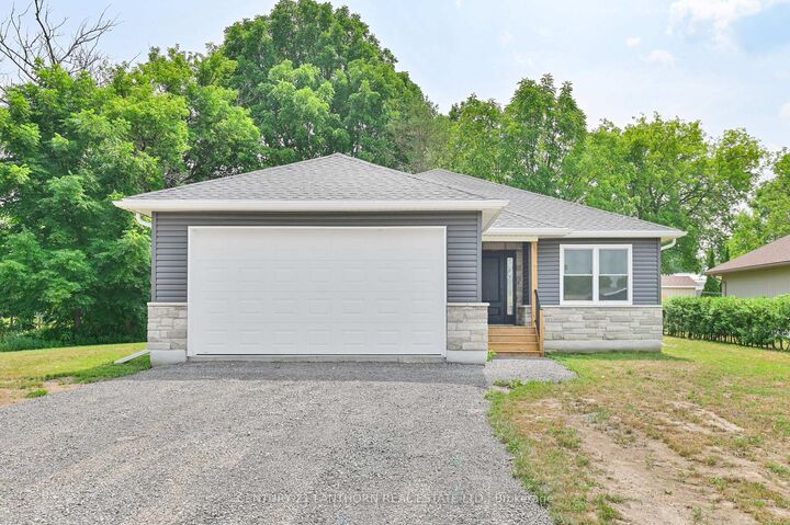 Property Photo:  91 Duncan Street  ON K0K 2K0 