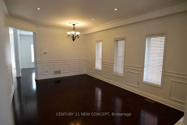 Property Photo:  38 Ryder Crescent  ON L1Z 1X9 