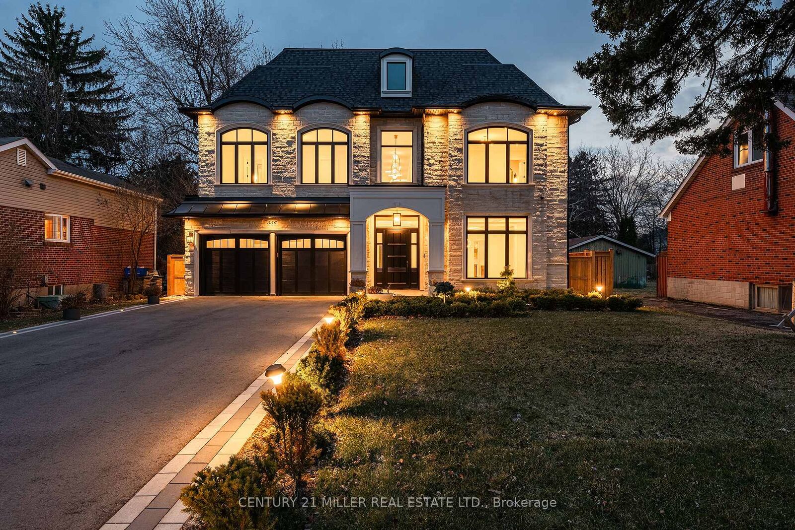 Property Photo:  556 Fourth Line  ON L6L 5A7 