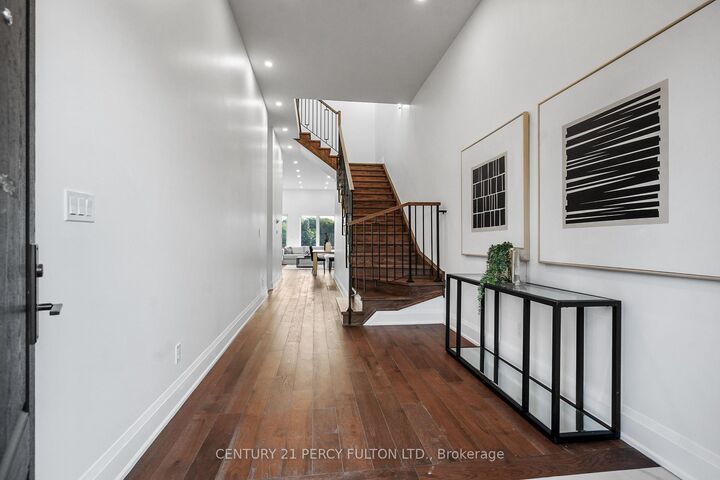 Property Photo: 6626 Harmony Hill N/A ON L5W 1S5