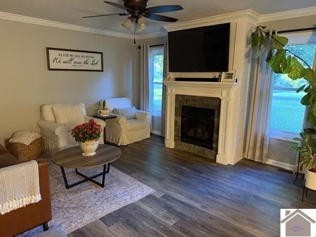 Property Photo: 301 Wilton Circle KY 42003