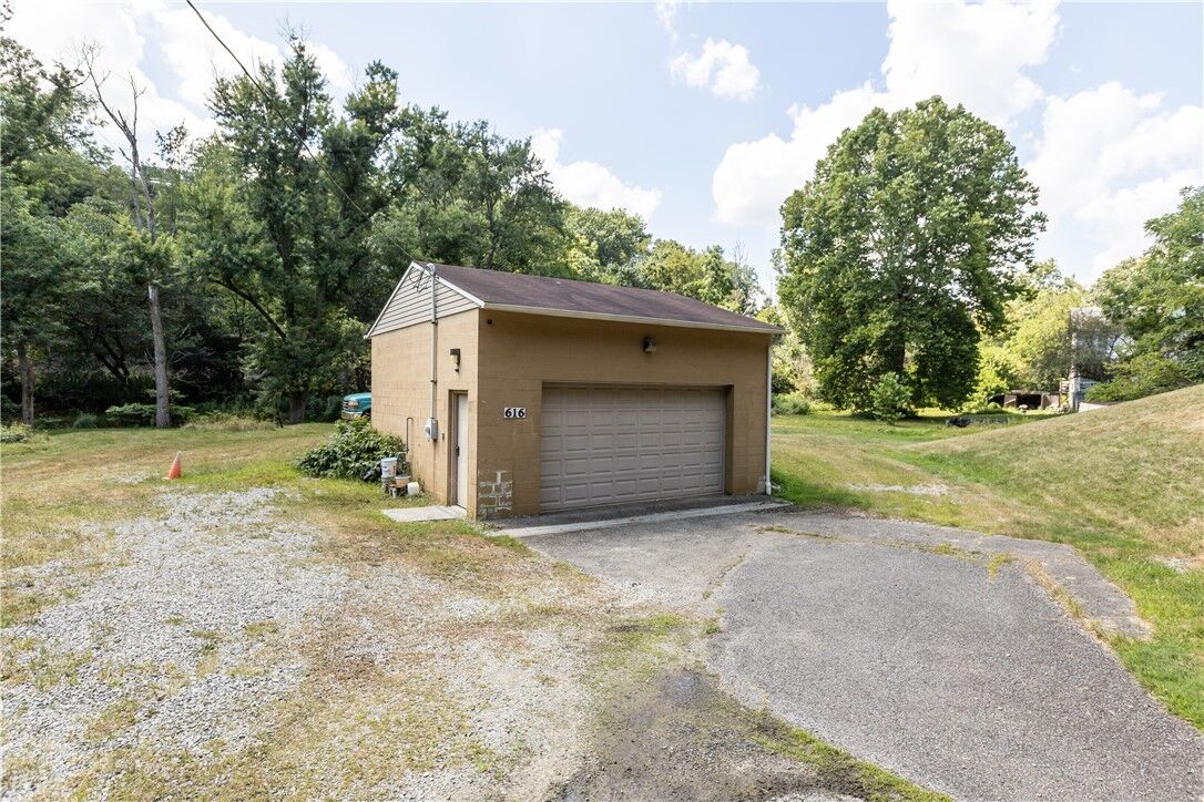 Property Photo:  614 616 Cochran Mill Rd  PA 15025 