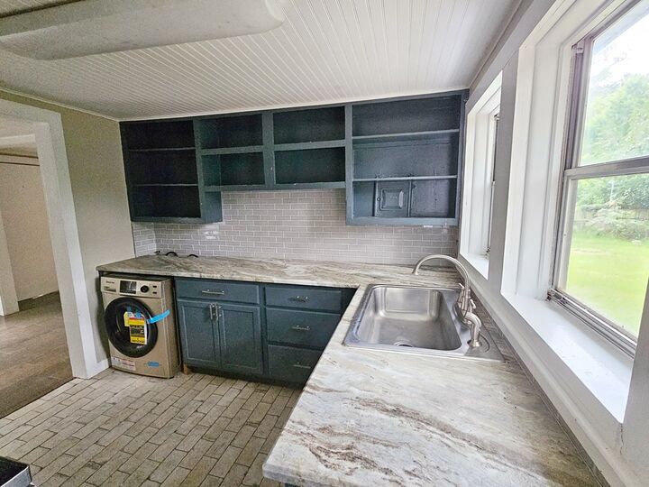 Property Photo:  405 Pine Bluff Rd  GA 31705 